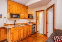 Meadow Mountain Cabin, Fully Equipped Kitchen, Cabin Rental in Virginia