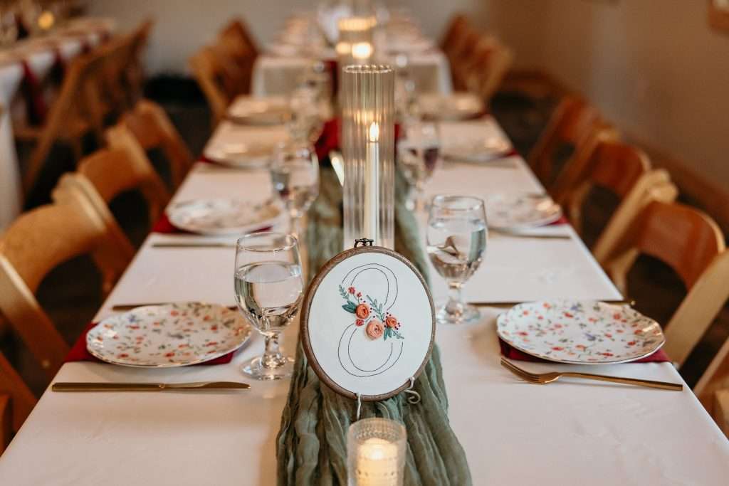 Table setting in the Lodge at Love Ridge.